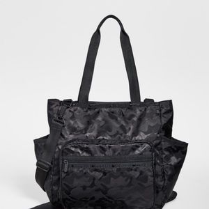 LESPORTSAC Janis Diaper Bag black camo tote